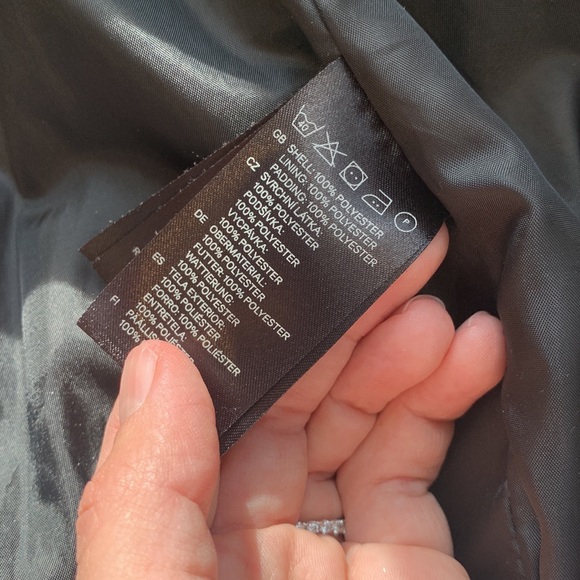 H&M puffer with belt - Picture 8 of 8